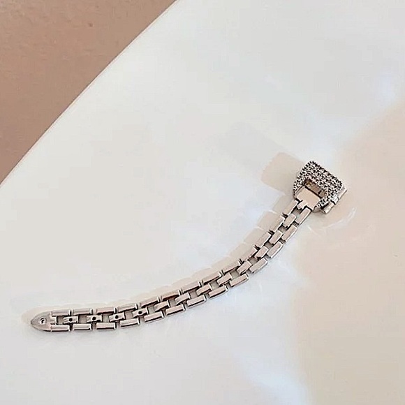 SILVER CHAIN BUCKLE RHINESTONE RING - Picture 6 of 12